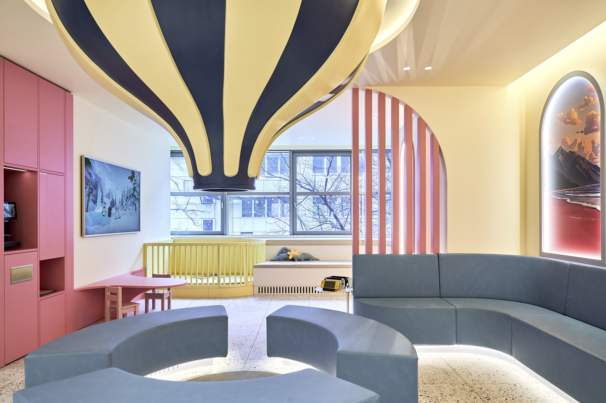 Behandlungsraum bei Little Miracle